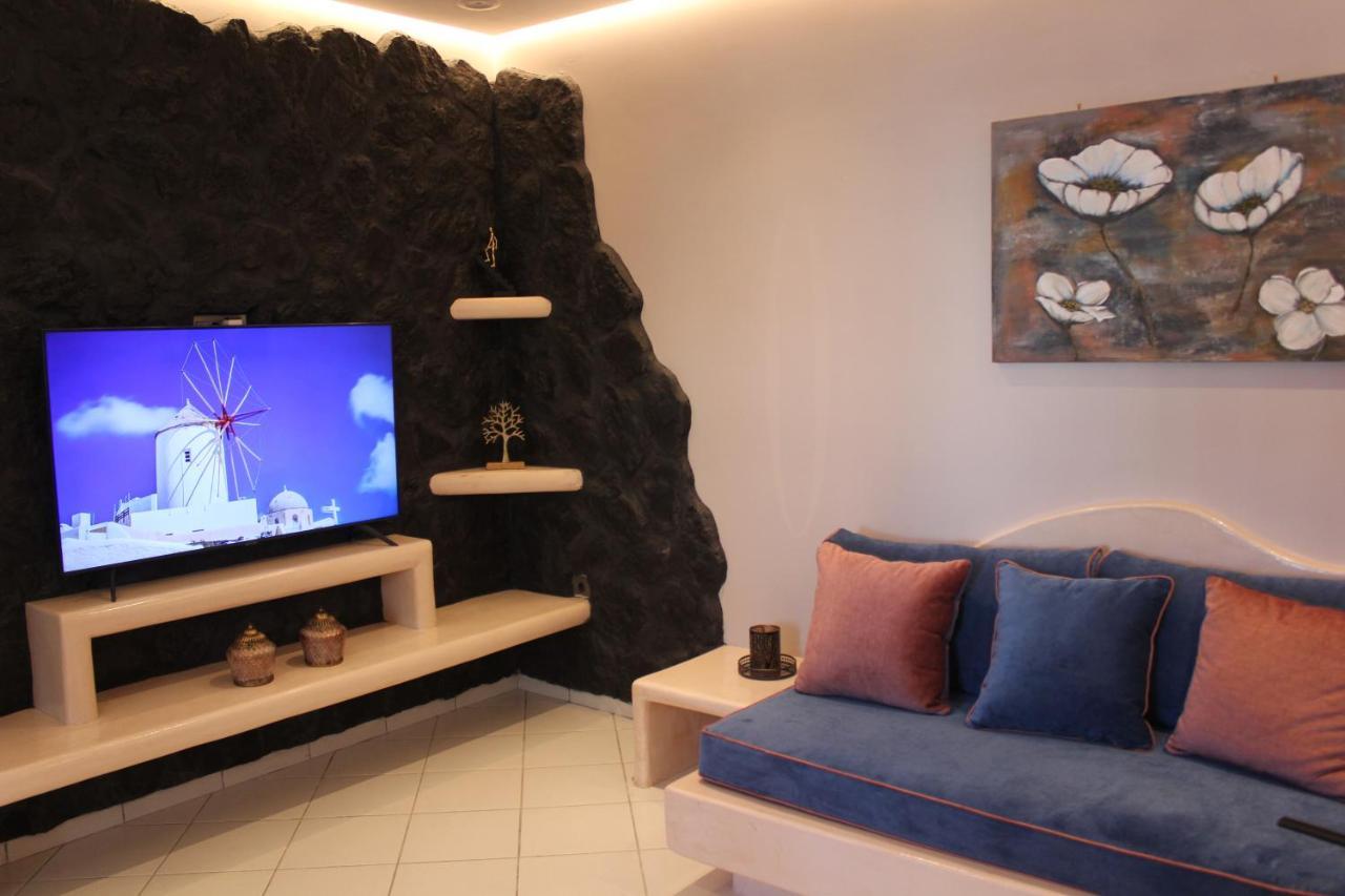 The Rock Luxury Homes Mesaria Eksteriør billede