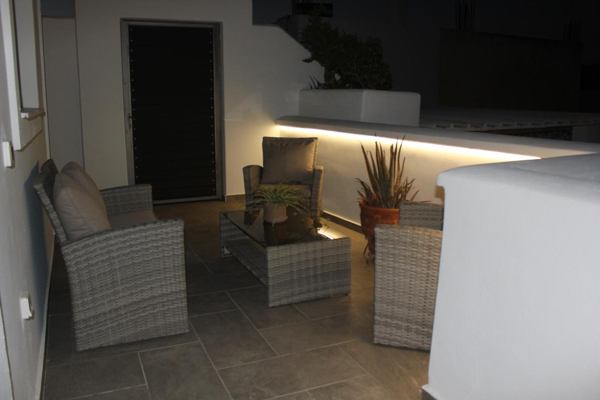 The Rock Luxury Homes Mesaria Eksteriør billede