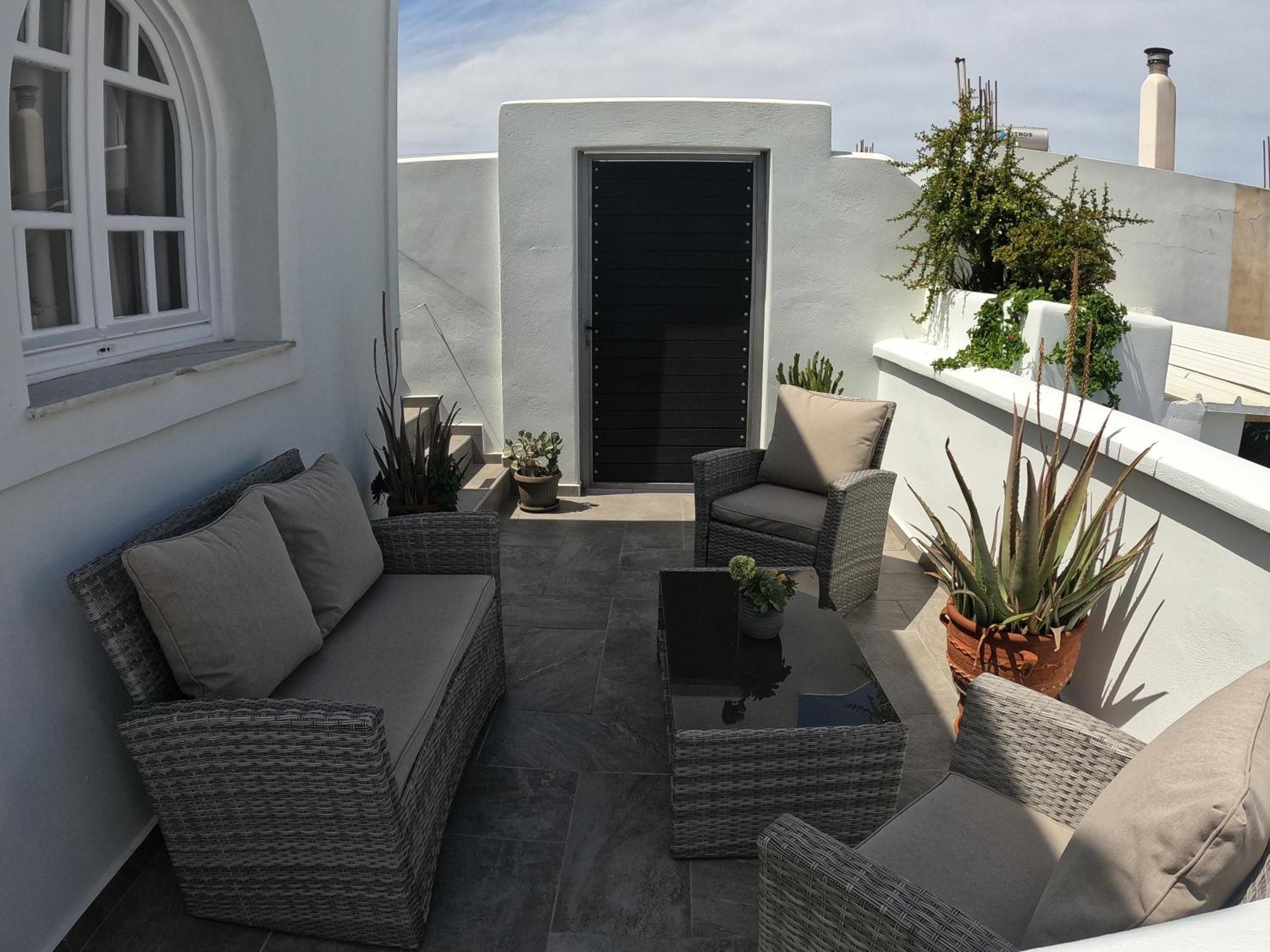 The Rock Luxury Homes Mesaria Eksteriør billede